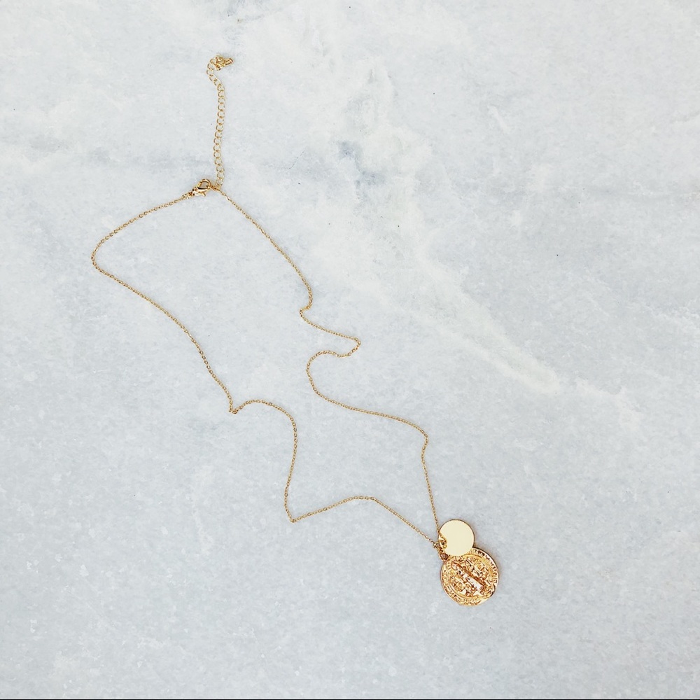 🆕Varley Delicate Double Gold Coin Necklace - Picture 6 of 7